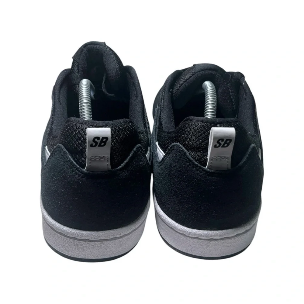 NEW Nike SB Men's Alleyoop Suede Skateboarding Shoe, Black/White/Black, 11.5